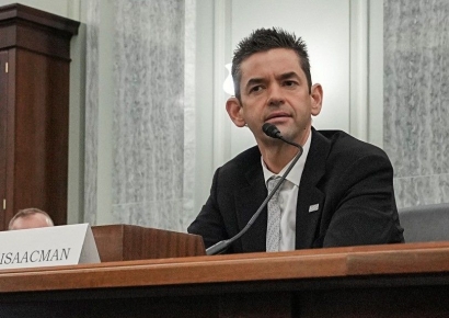 트럼프, NASA 국장 후보 지명 철회…"화성보다 달 먼저" 주장