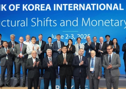 "AI로 돈벌려면...자본재보다 소비재 산업에 도입해야"