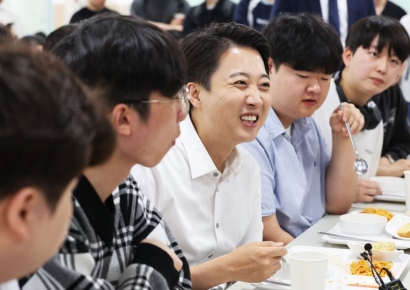 이준석, 짐 로저스 이재명 지지 논란에 "확인되지 않은 내용 시 선거법 위반"