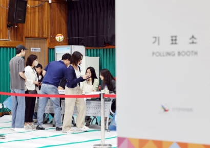 "잘못 찍었다니까?"…광주서 투표용지 훼손 소동 잇따라