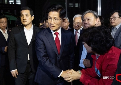 [포토] 대선 패배 김문수 후보, 국민의힘 당사 도착