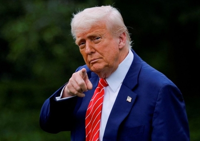 트럼프, 푸틴과 75분간 통화…"러, 우크라 보복 공격 시사"