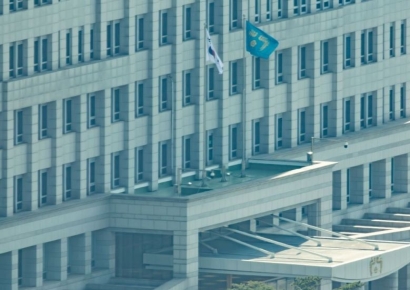 [단독]'역대 최소' 3만7천건에 은폐 논란…대통령실, 직원들에 "尹정부 '미등록 기록물' 이첩하라"