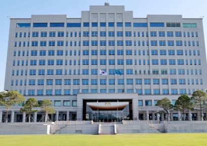 대통령실, 헌법재판관 후보자 3명 압축해 인사검증…'李대통령 변호인'도 포함 