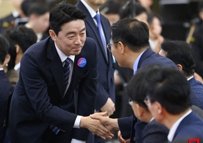 강훈식 비서실장은 '치아의 악연' 비껴갈까 