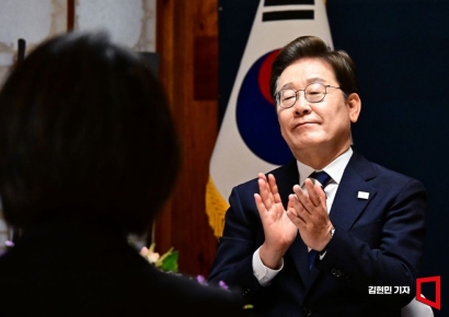 이재명 대통령, 김문수에 먼저 전화…金부부 안부 물었다