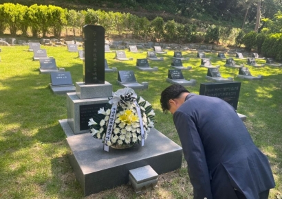 이름 없는 영웅들 묘역 “국가가 품다”… 부산지방보훈청, 강서구 국가관리묘역 참배·점검