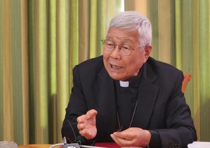 "산전수전 다 겪고, 외롭고 어려운 자리에"…유흥식 추기경, 李 대통령 응원 메시지