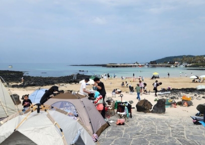 "제주도 안 간다 할 땐 언제고…" SNS 핫플 되자 우르르 몰려왔다