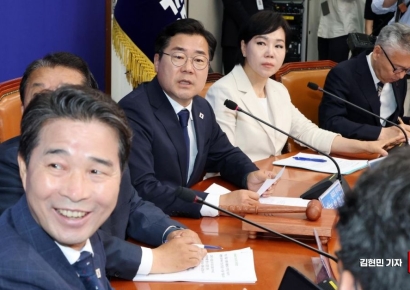 [포토] 민주 "국민 먹고사는 문제 불안 안 돼"…물가관리 TF 구성