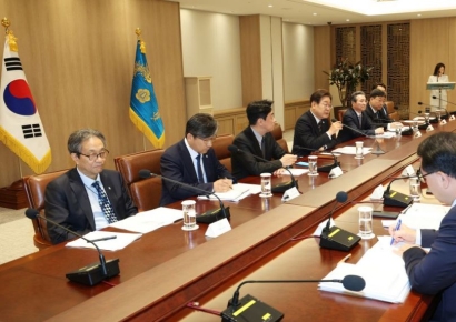 李 대통령, 내수부양 위해 최대 30조 '추경 속도전'