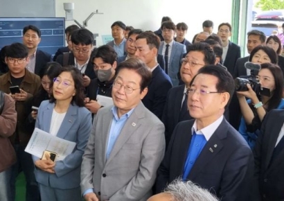 김영록 지사 "이재명 대통령 관련 모든 재판 중단해야"   