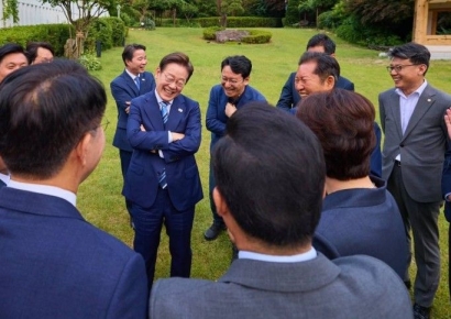 나랏돈 아끼는 李, 대통령 시계 못 볼듯…물가 걱정 '라면값' 언급도 