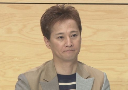 '성상납 파문' 日 국민 아이돌, 100억원대 손해배상 피소 가능성