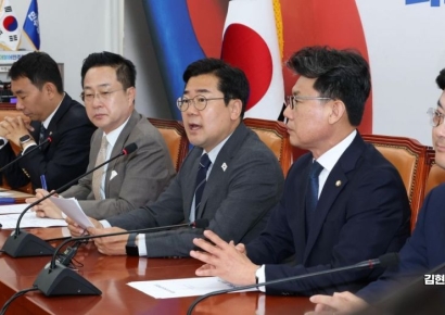 [포토] 박찬대 "3대 특검 통해 대한민국 정상화할 것"