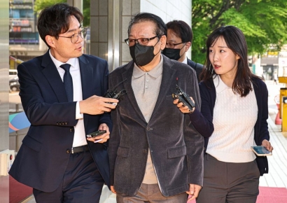 검찰, 건진법사 10시간 넘게 고강도 조사…수사 속도 급물살