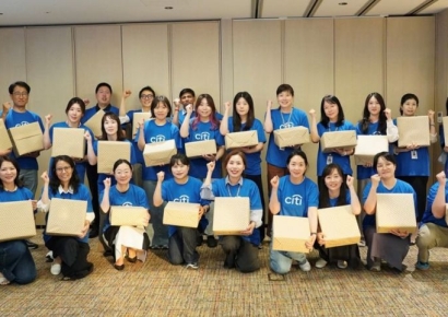 한국씨티은행, 학습물품 박스 만들기 등 봉사활동