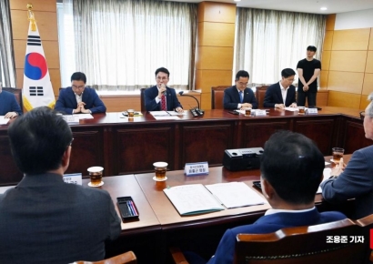 [포토] 김민석 후보자, 밥상물가 점검 간담회 