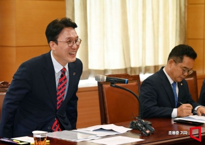 [포토] 밥상물가 간담회 참석한 김민석 후보자