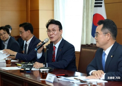 [포토] 밥상물가 점검 간담회 발언하는 김민석 후보자