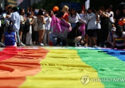 14일 서울 도심서 퀴어 축제…맞불 집회로 교통 혼잡 예상
