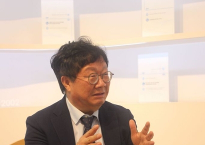 "27년 꿈 접게 만드는 한국 떠나 美 나스닥으로 갑니다"[바이오 꿈 꺾는 상장규제]②