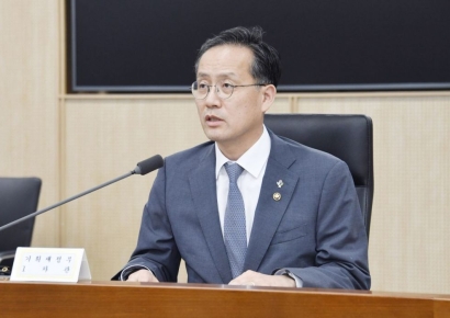 정부 농축수산물 할인지원에 460억 풀고, 유류세 인하 두 달 연장