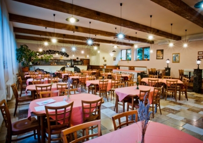 두 살 배기에 맥주 먹인 식당 손님…부모 항의에 "도수 낮아 괜찮을 줄" 변명