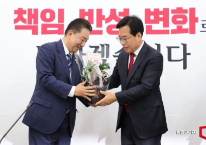 [포토] 첫 회동하는 여야 원내대표