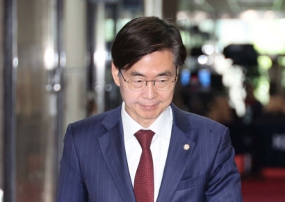 조경태 "尹 경찰 소환 불응시 일반인처럼 체포·수사해야" 