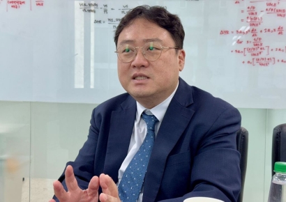 [AI 자율제조, 미래를 열다]"대량 생산서 AI 초정밀 시대로"