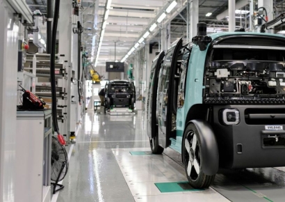 운전대 없는 '아마존표' 로보택시 출시 임박…구글·테슬라와 3강 구도