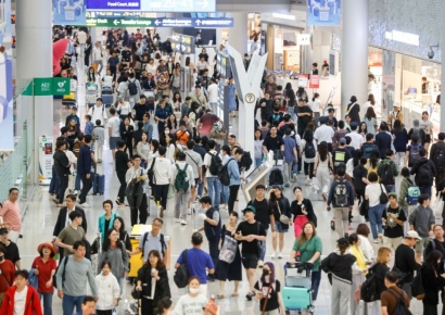 해외로 눈돌린 골퍼들, 관광상품 63%↑…최근엔 다낭·클락·방콕[선 넘은 韓 골프장]