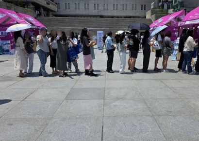 [포토] 찜통 더위도 잊게 하는 경품행사