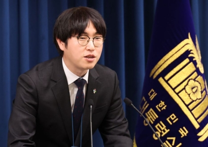 Graduate Scholarships to Be Expanded Tenfold... Government Unveils Grand Vision for Science and Technology Talent Development