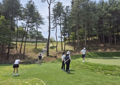 3만원에 한강 보며 '골프'…5성급 호텔이 만든 프리미엄 골프 클럽[럭셔리월드]