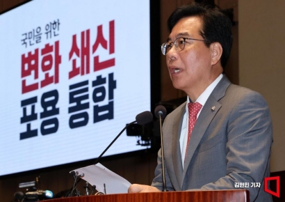 [포토] 송언석 "김민석, 비위·범죄 투성이…포퓰리즘 추경 동의 못해"