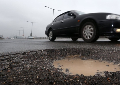 "도로 파임 때문에 교통사고" 허위신고 구급차 기사, 결국…