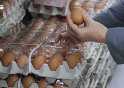 계란값 7000원 넘었다…대형마트 "마진 줄어도 막는다"