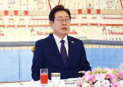 "도저히 참석할 수 없는 상황" 李대통령, 고심 끝에 '나토 회의' 불참