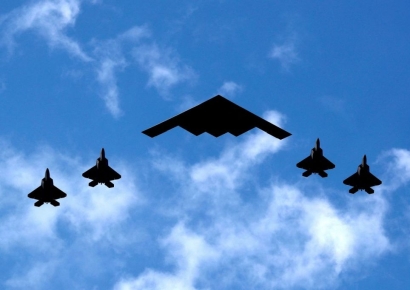 이란 핵 타격한 B-2폭격기, '1대에 2조원' 비싼 몸값의 이유