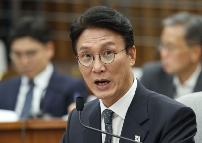 김민석 "중도보수 표방 진심…尹정권 망할 짓 해"