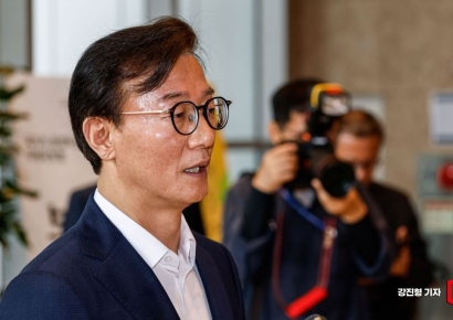 [포토] 전재수 장관 후보자, '해양 강국 만들겠다'