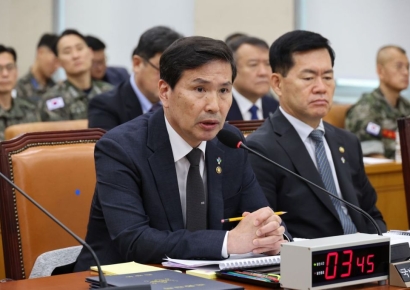 '일병 전역' 우려에…국방부, 병사 진급심사 강화안 보류