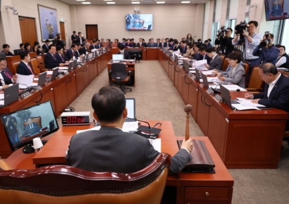 고효율 가전제품 사면 10% 환급 사업...추경 예산 통과될까