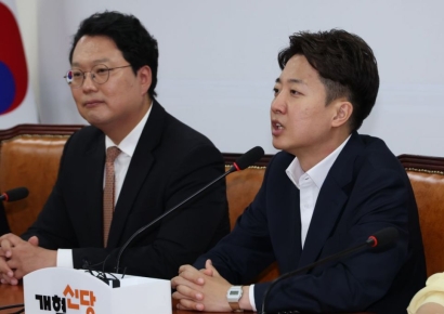 경찰, '이준석 성상납' 주장 김성진 구치소 방문 조사