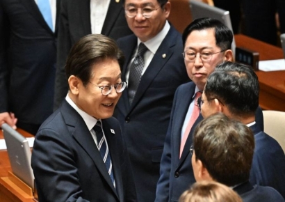 국민의힘 "현금 부자만 집 사라는 정책"…대통령실 '책임 회피' 비판도