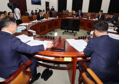 국정원 "이스라엘-이란 무력충돌 재개 가능성…호르무즈해협 지속 감시"