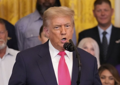 트럼프 "어제 中과 무역합의 서명…인도와 합의 추진"