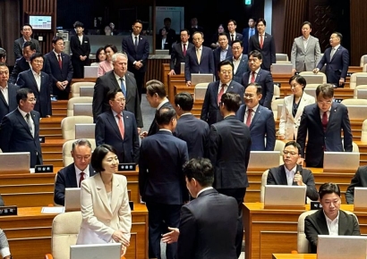 "국회서 이런 멋진 장면이" 우원식, 이례적 사진 공개